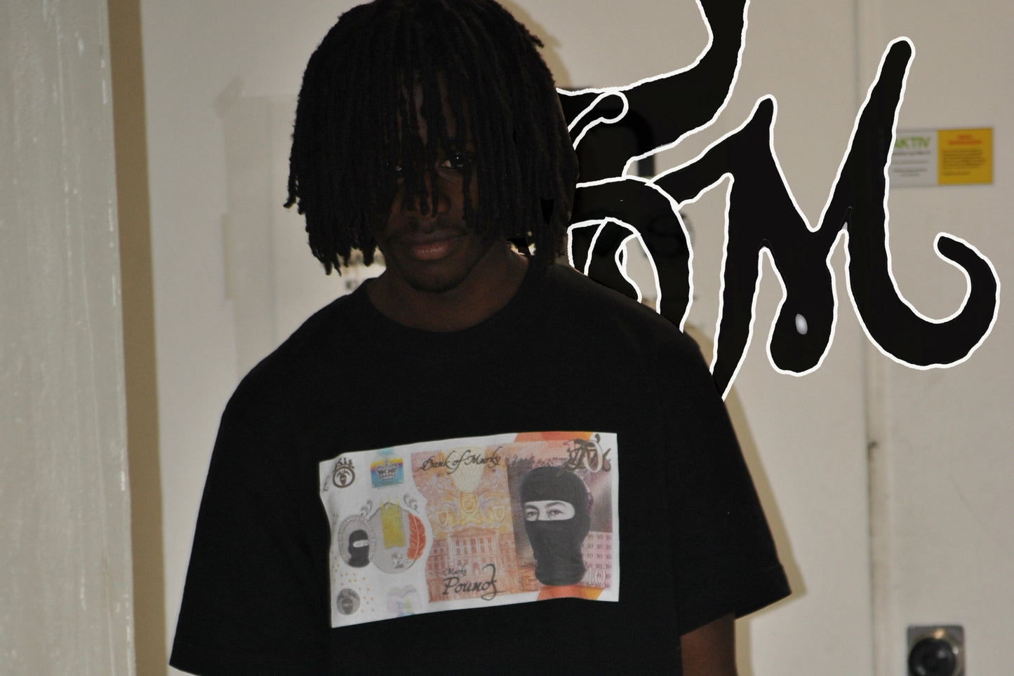 Mnrky currency tee